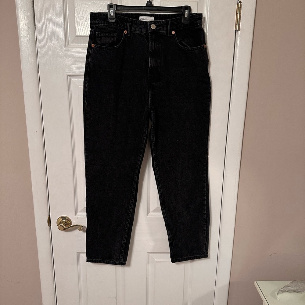 Black straight leg jean